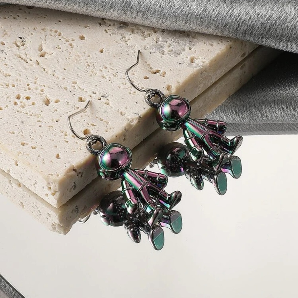 π©βπ Awesome Iridescent Large astronaut Guy Dude Drop Earrings π©βπ - Picture 2 of 4